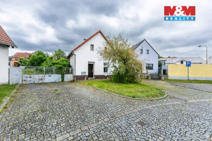 Prodej činžovního domu, Holýšov, náměstí 5. května, 230 m2