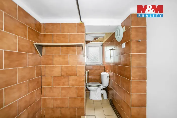 Prodej činžovního domu, Holýšov, náměstí 5. května, 230 m2