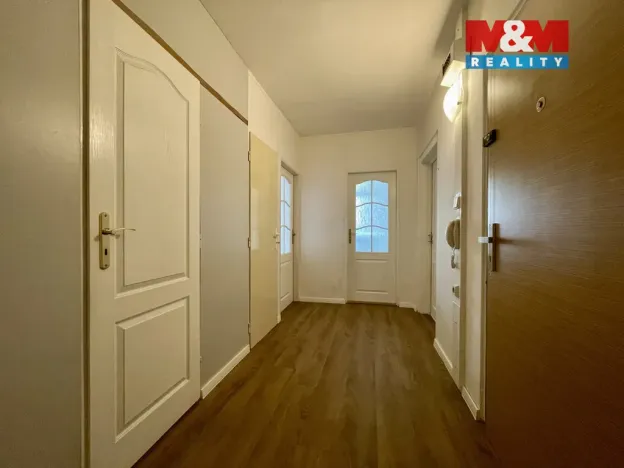 Prodej bytu 3+1, Praha - Kamýk, Papírníkova, 66 m2