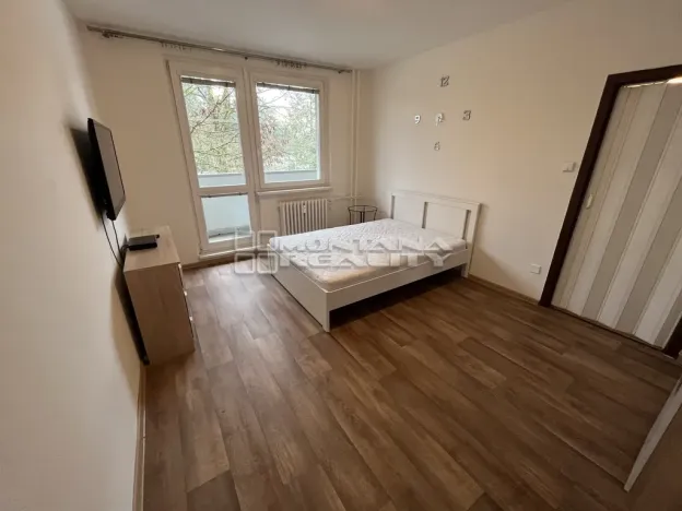 Pronájem bytu 1+1, Olomouc, Stupkova, 35 m2