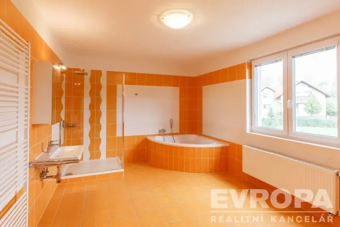 Pronájem vily, Průhonice, Pod Valem II., 350 m2