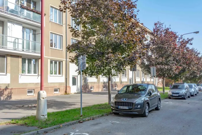 Pronájem bytu 1+1, Neratovice, Dr. E. Beneše, 39 m2