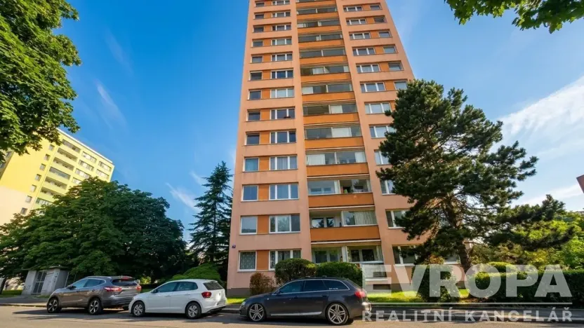 Pronájem bytu 3+1, Praha - Strašnice, Křenická, 65 m2
