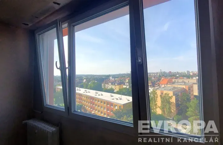 Pronájem bytu 3+1, Praha - Strašnice, Křenická, 65 m2