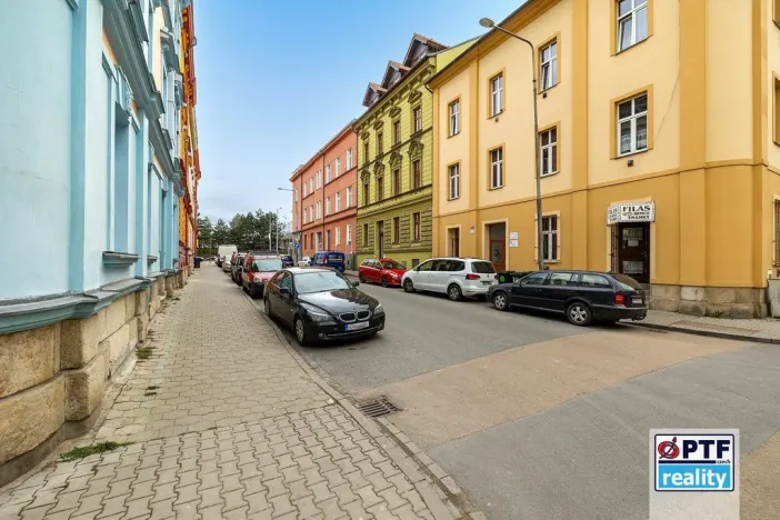 Pronájem bytu 2+kk, Plzeň, Krátká, 45 m2