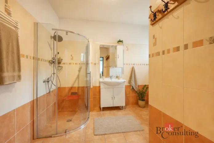 Prodej rodinného domu, Rynholec, U Myslivny, 78 m2