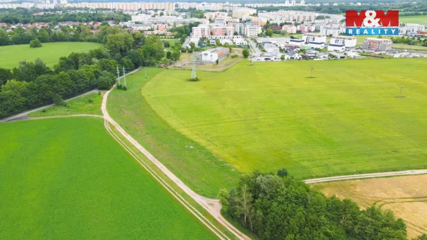 Prodej komerčního pozemku, Hradec Králové - Třebeš, 6364 m2
