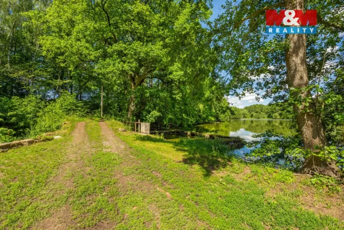 Prodej komerčního pozemku, Neustupov - Jiřetice, 885224 m2