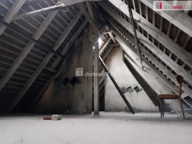 Prodej bytu 3+1, Karlovy Vary - Rybáře, Severní, 87 m2