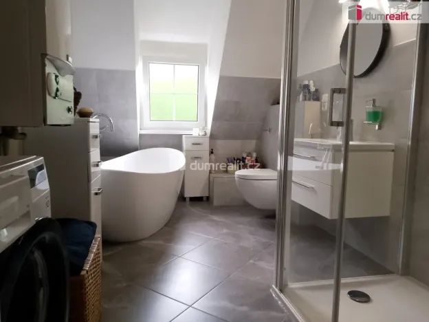 Prodej bytu 3+1, Karlovy Vary - Rybáře, Severní, 87 m2