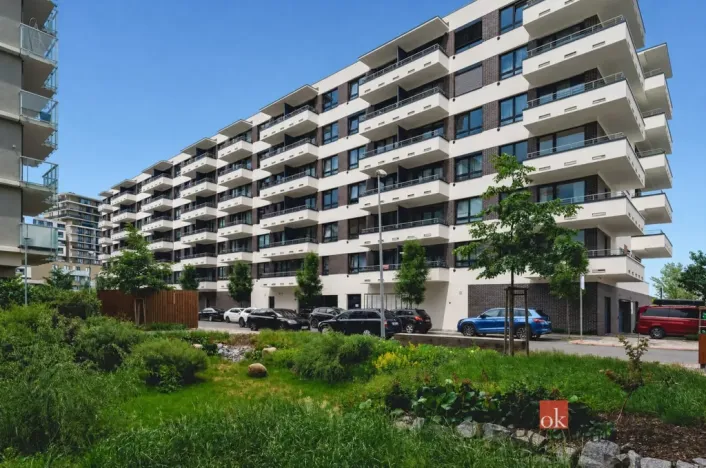 Pronájem bytu 2+kk, Praha - Třebonice, Thomasova, 48 m2