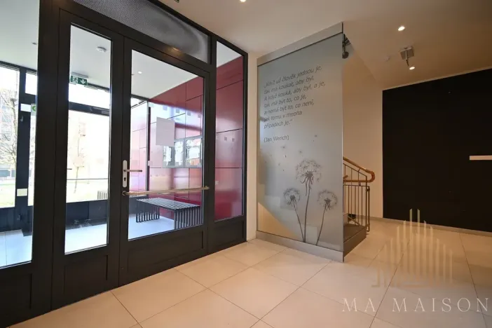 Pronájem bytu 2+kk, Praha - Střížkov, Zakšínská, 53 m2