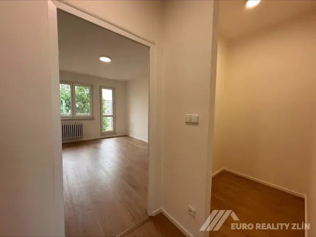 Pronájem bytu 2+1, Zlín, Husova, 50 m2