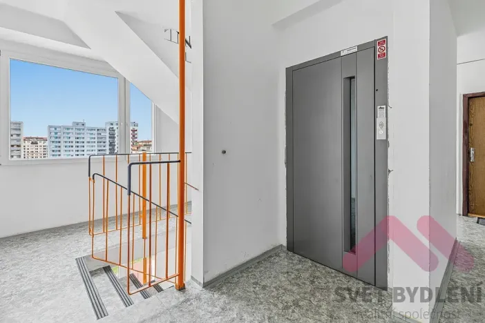 Prodej bytu 1+kk, Praha - Letňany, Ivančická, 34 m2