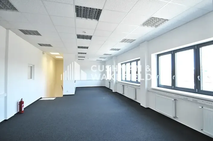 Pronájem skladu, Praha - Letňany, Toužimská, 840 m2
