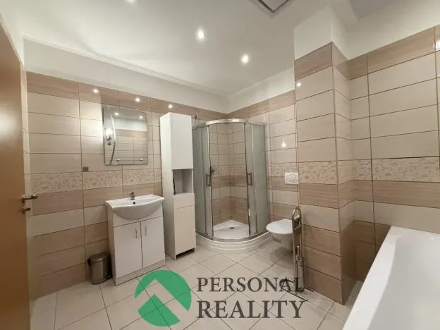 Pronájem bytu 2+kk, Karlovy Vary, Libušina, 66 m2