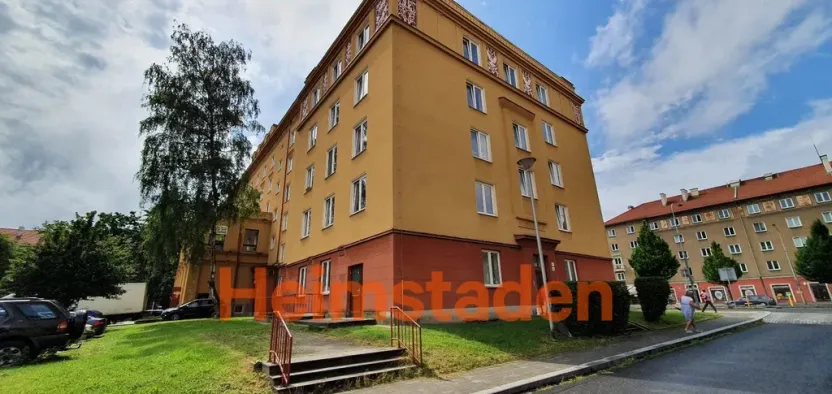 Pronájem obchodního prostoru, Havířov - Město, Hlavní třída, 53 m2