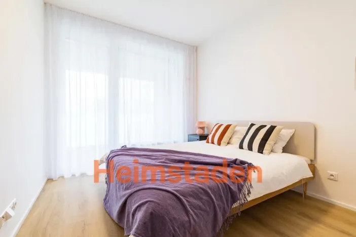 Pronájem bytu 2+kk, Praha - Holešovice, Vrbenského, 56 m2