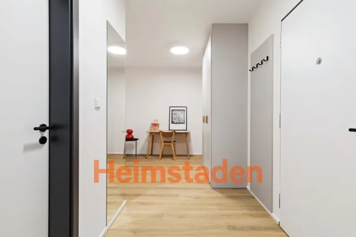 Pronájem bytu 2+kk, Praha - Holešovice, Vrbenského, 56 m2