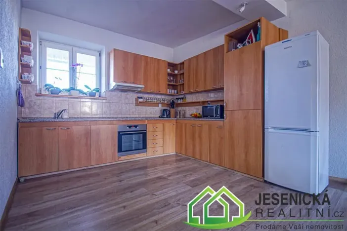 Pronájem bytu 2+kk, Žulová, Josefské náměstí, 71 m2