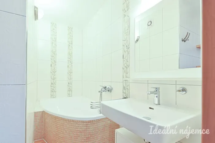 Pronájem bytu 3+1, Brno, Kuršova, 74 m2