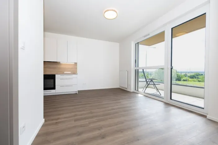 Pronájem bytu 2+kk, Praha - Černý Most, Arnošta Valenty, 49 m2