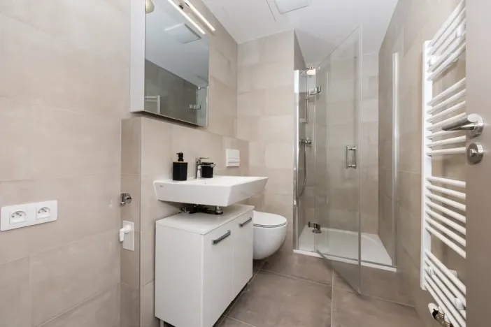 Pronájem bytu 2+kk, Praha - Černý Most, Arnošta Valenty, 43 m2