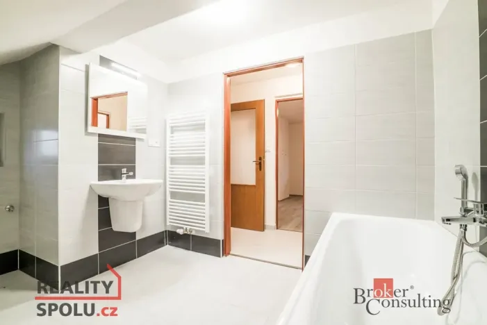 Pronájem bytu 2+kk, Lhotka, 60 m2