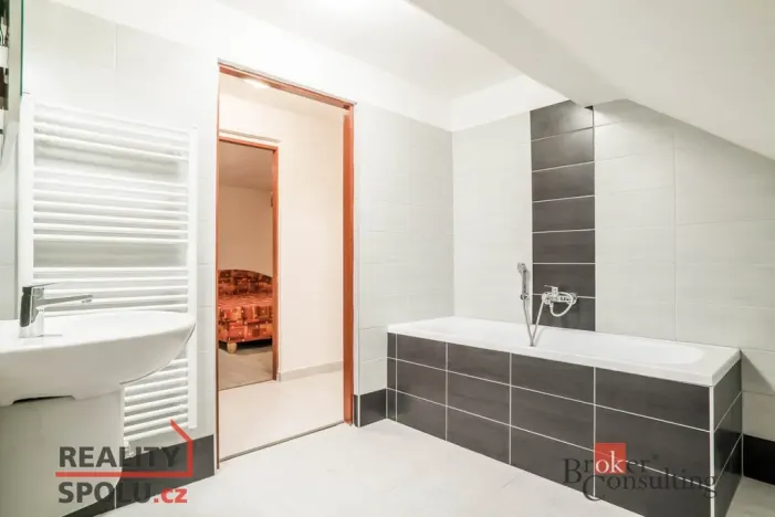 Pronájem bytu 2+kk, Lhotka, 60 m2