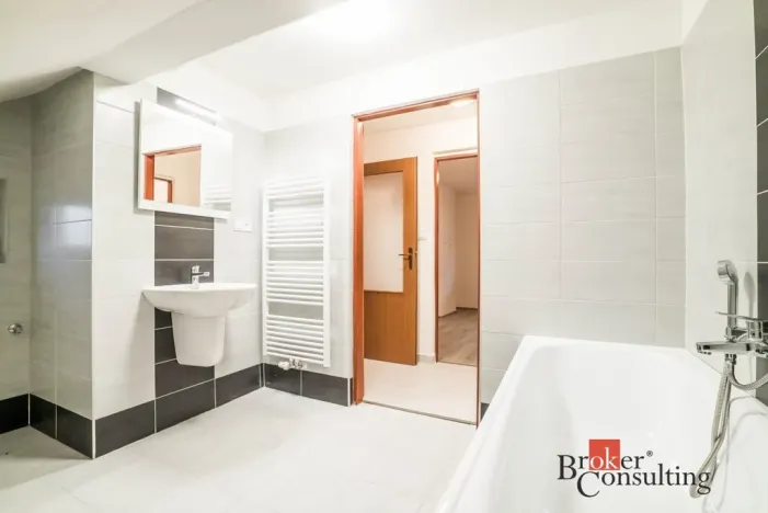 Pronájem bytu 2+kk, Lhotka, 60 m2