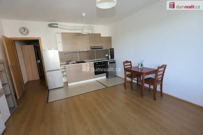 Pronájem bytu 1+kk, Praha - Čakovice, Bermanova, 42 m2