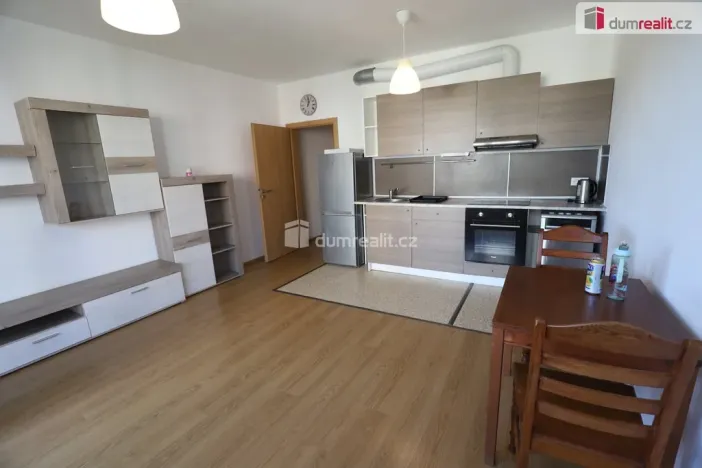 Pronájem bytu 1+kk, Praha - Čakovice, Bermanova, 42 m2