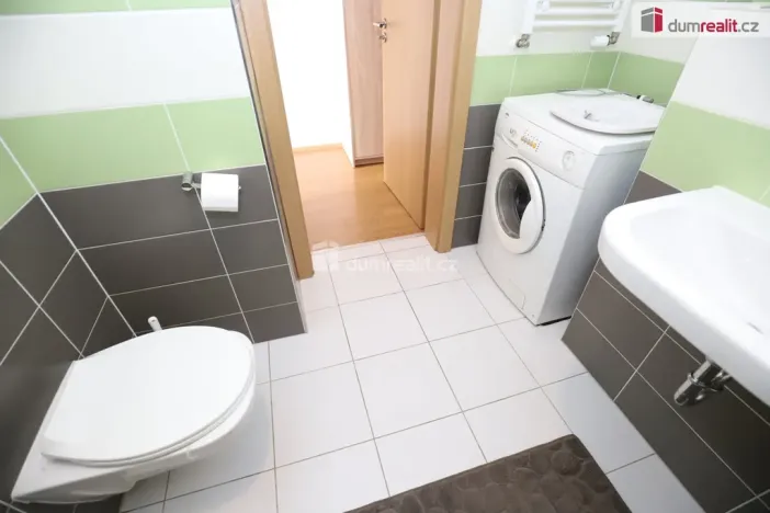 Pronájem bytu 1+kk, Praha - Čakovice, Bermanova, 42 m2