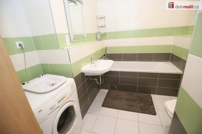 Pronájem bytu 1+kk, Praha - Čakovice, Bermanova, 42 m2