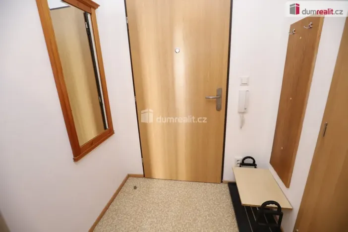 Pronájem bytu 1+kk, Praha - Čakovice, Bermanova, 42 m2