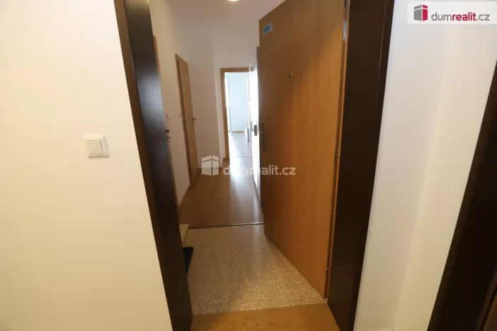 Pronájem bytu 1+kk, Praha - Čakovice, Bermanova, 42 m2