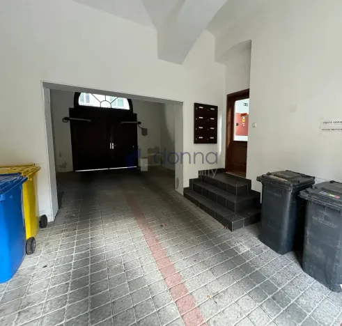 Pronájem bytu 2+1, Praha, Roháčova, 58 m2