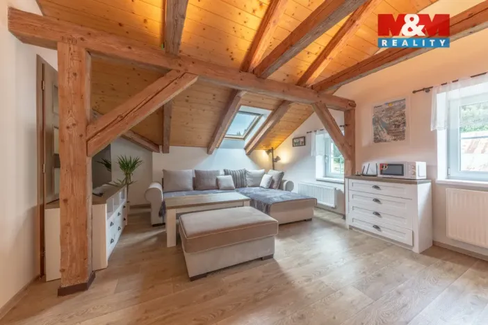 Prodej bytu 3+kk, Kořenov, 74 m2