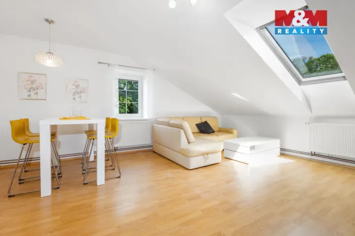 Prodej bytu 3+kk, Jeseník, Bezručova, 81 m2