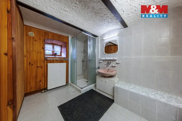 Prodej chalupy, Kraslice - Tisová, 250 m2