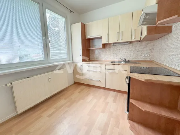 Pronájem bytu 2+1, Zlín, Větrná, 54 m2