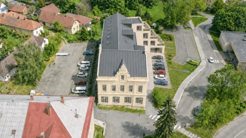 Prodej atypického bytu, Vsetín, Horní náměstí, 85 m2