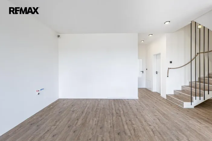 Prodej bytu 5+kk, Unhošť, 156 m2
