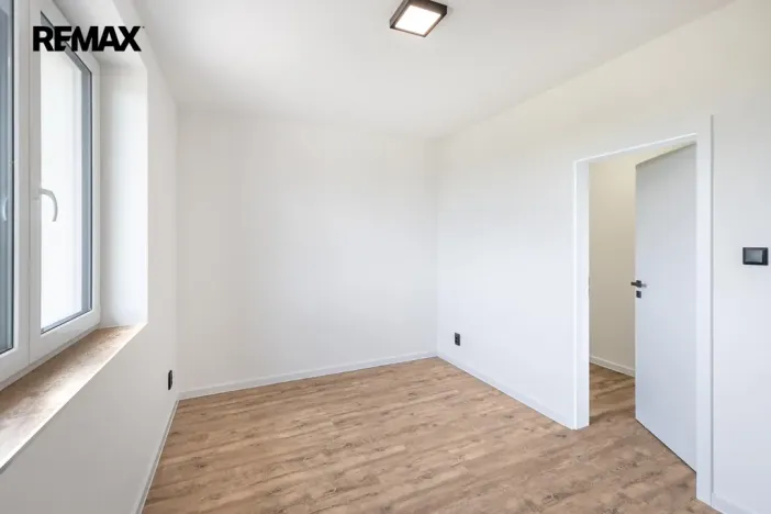 Prodej bytu 5+kk, Unhošť, 156 m2