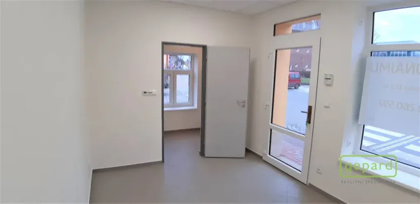 Pronájem obchodního prostoru, Český Brod, Suvorovova, 17 m2