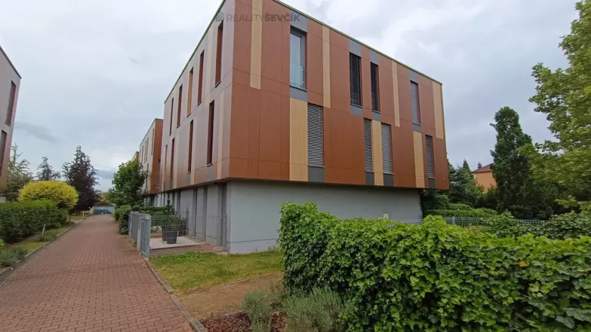Prodej bytu 2+kk, Praha - Libuš, Božejovická, 57 m2