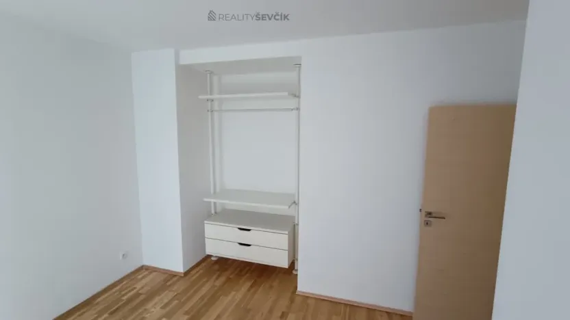Prodej bytu 2+kk, Praha - Libuš, Božejovická, 57 m2