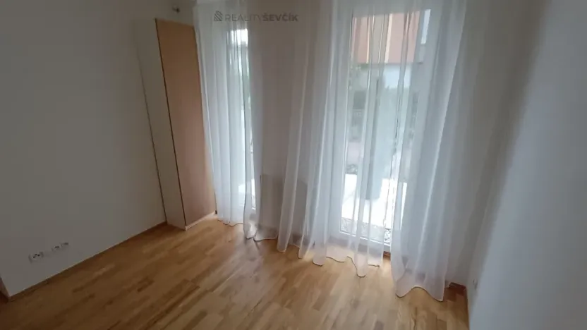 Prodej bytu 2+kk, Praha - Libuš, Božejovická, 57 m2