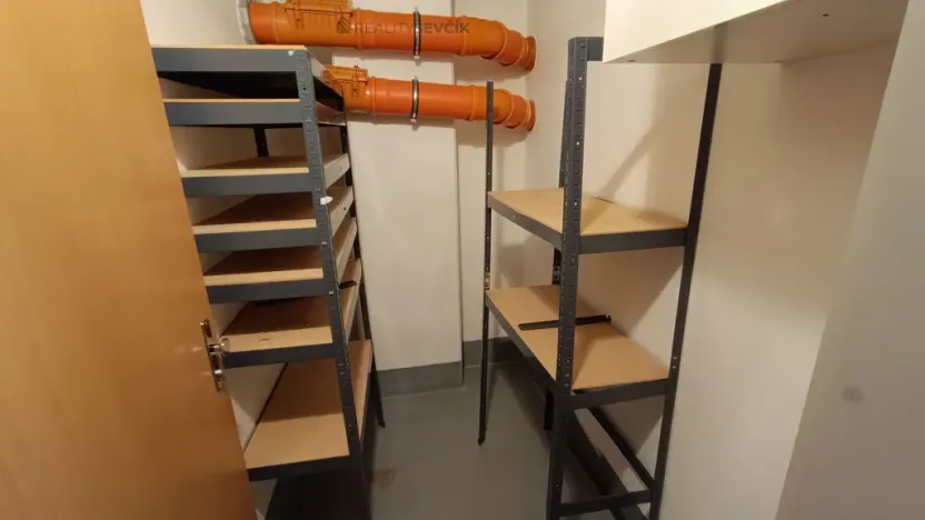 Prodej bytu 2+kk, Praha - Libuš, Božejovická, 57 m2