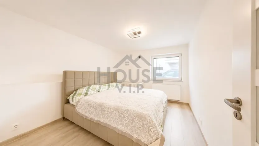 Prodej bytu 3+kk, Břežany II, 64 m2